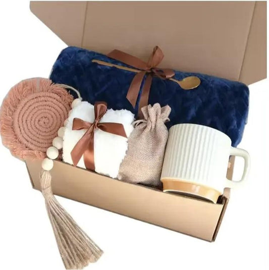 🤍 Luxe Cozy Gift Box – Warmte & Comfort in één Cadeau